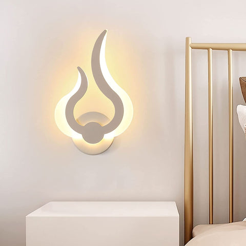Led-wandlamp voor binnen, moderne LED-wandlamp 12W, warm wit 3000K, 220V, acryl, vlamvorm, gemonteerde nachtverlichting, voor woonkamer, hal, slaapkamer, B18cm * H30cm